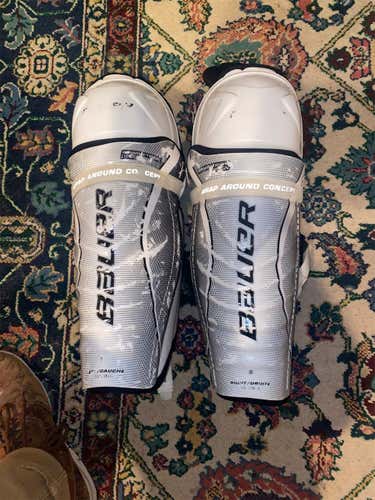 Senior Bauer Pro Series  Shin Pads