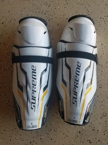 Used Senior Bauer Supreme 150 Shin Pads