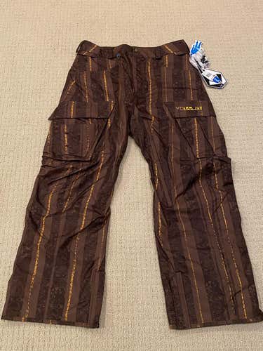 New Men's Volcom Snowboard Pants - Size Large