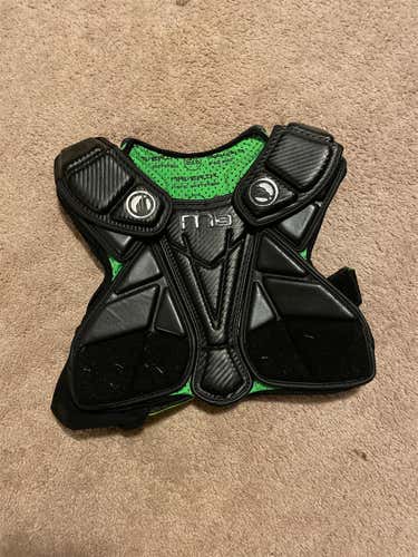 Used Medium Maverik Max Speed Shoulder Pads