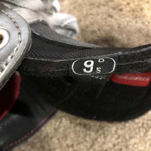 Senior Bauer Vapor X60 Regular Width Size 9.5 Hockey Skates