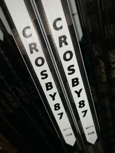 New 2 Pack Sidney Crosby True PX (dressed As Ax9)Heel Pattern Pro Stock Hockey Stick