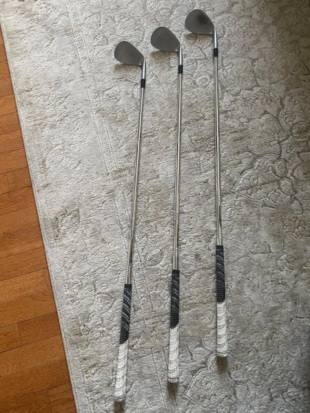 Men's Mizuno Left Hand mp R12 Wedges, Wedge Flex steel shafts, Lofts : 52,56,60