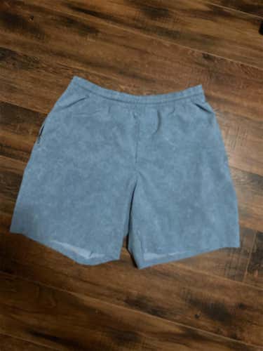 Adult Medium 5” Lululemon Shorts