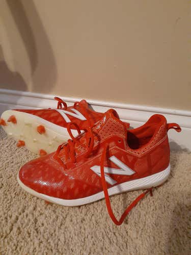 Red Used New Balance Size 6.5 Baseball Cleats (minimal use)