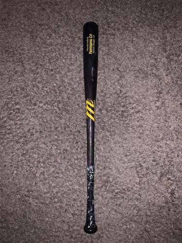 Marucci Electric Fog Wood Bat(-3) (32in/29oz)