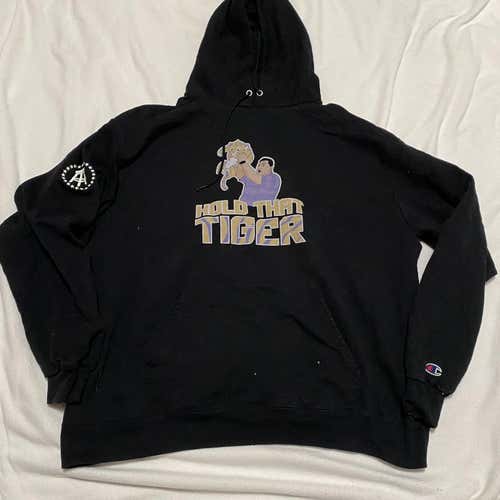 XXL Hold That Tiger Champion Sweatshirt
