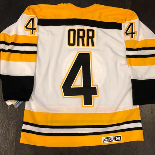 NWT CCM Boston Bruins ORR Heroes Of Hockey Jersey MEDIUM