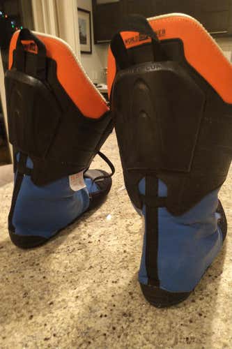 Lange and Rossignol Liners sized from 25.5 to 27.5