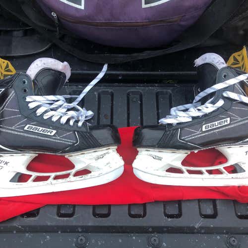 Senior Bauer Supreme 1S Extra Wide Width Pro Stock Size 8 Hockey Skates