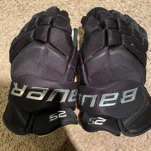 Black Senior Bauer Supreme 2S Pro 14" Gloves