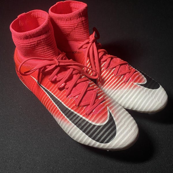 Used Size 9.5 (Women's 10.5) Nike Mercurial Superfly 5 Cleats