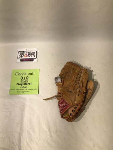 Rawlings Used Brown Right Hand Throw 9.5" Baseball Glove