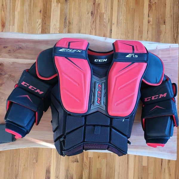 New Senior Large CCM Extreme Flex Shield E1.9 Chest and Arm Protector Goalie Chest Protector