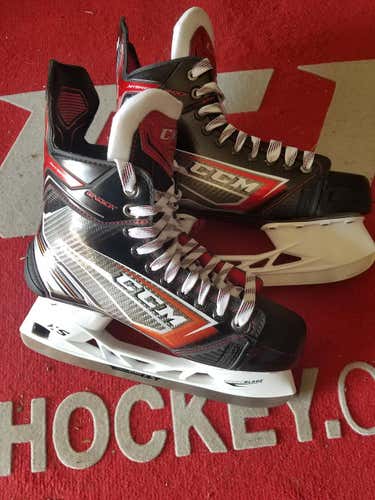 New Senior CCM JetSpeed Shock Hockey Skates Regular Width Size 8