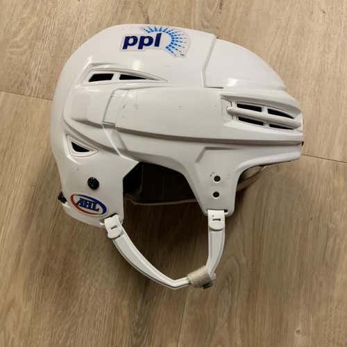 White Used Medium Bauer Re-Akt Pro Stock Helmet