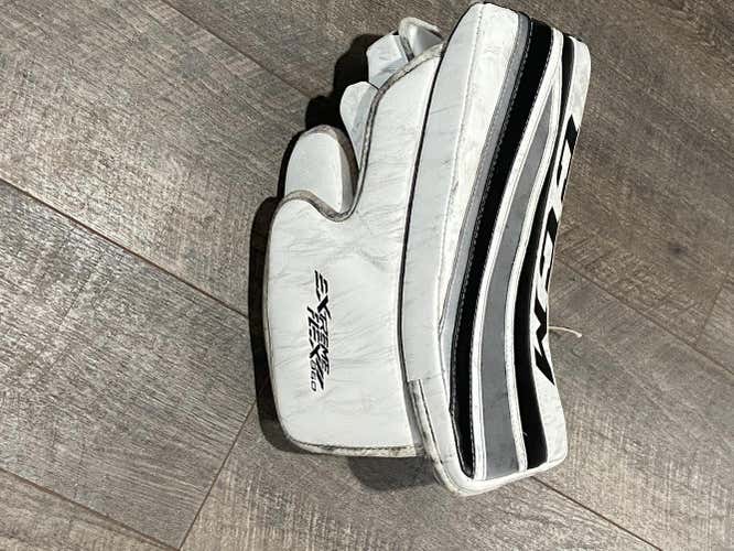 Used Senior CCM Regular Extreme Flex II 860