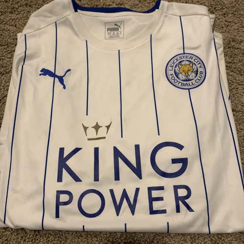 White Leicester City XL Puma Jersey