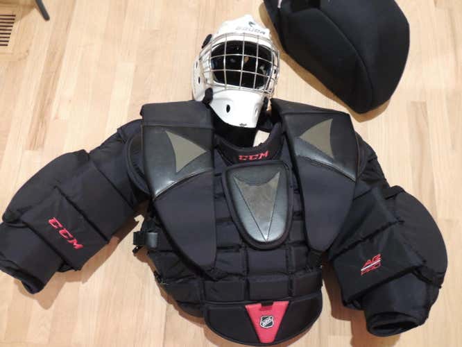 Bauer NME 10 Goalie Mask SR. Fit 1 w helmet bag + CCM AB PRO Chest Protector Sr. MED