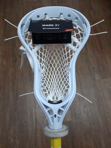 White New StringKing Strung Mark 2V Head