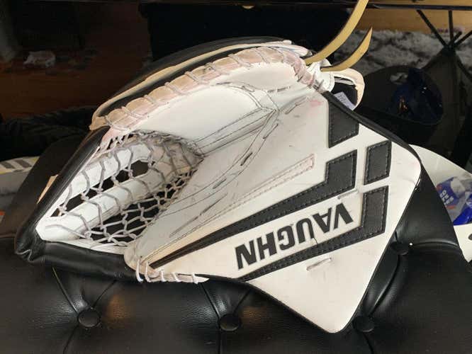 White Used Senior Vaughn Regular Velocity VE8 ProXP