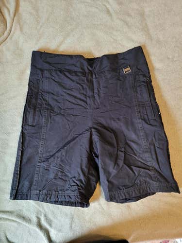 Black Used Men's Adult Large Karbon Shorts
