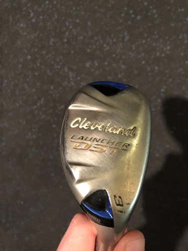 Used Men's Cleveland Right Handed Launcher HB Hybrid Regular Flex 3H