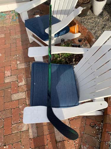 Senior Left Hand Supreme ADV Toe Pattern  Hockey Stick