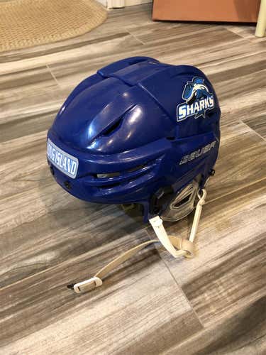 Blue Used Small Bauer Re-Akt 95  Helmet