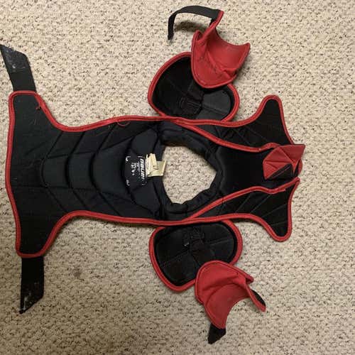 Junior Medium Bauer Vapor X100  Shoulder Pads