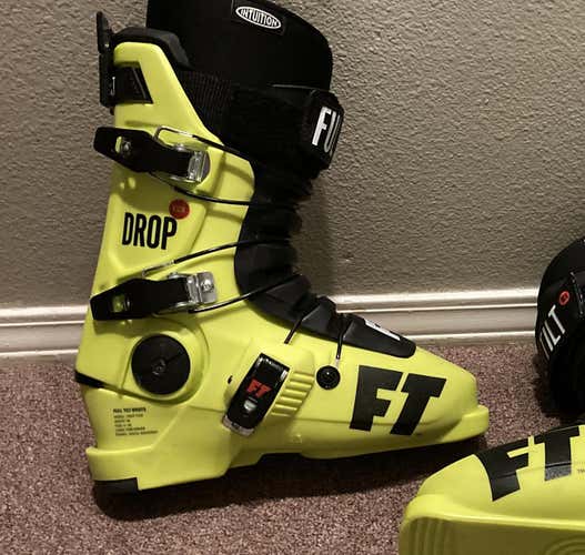 Used Men's Full Tilt Park Drop Kick Ski Boots Medium Flex - Mondo 25.5