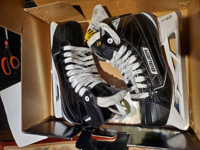 New Senior Bauer Supreme S190 Hockey Goalie Skates Regular Width Size 8