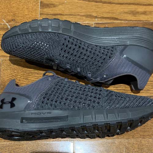 NEW Black Men's Size 8.5 (Women's 9.5) Under Armour Shoes