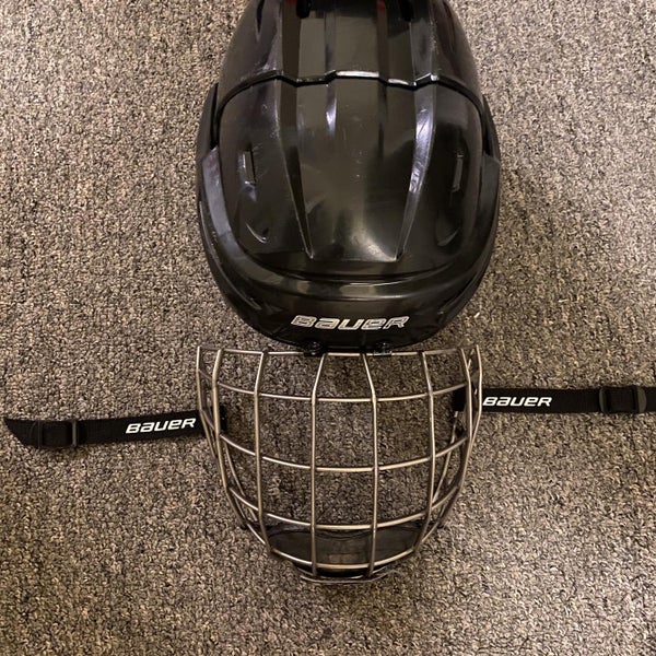 Black Used Small Bauer Re-Akt Helmet