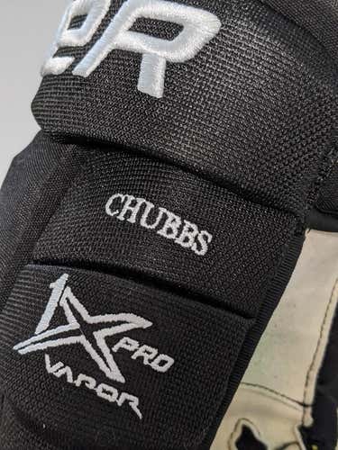JAMIE BENN Game Worn Bauer Vapor 1X Pro Gloves COA