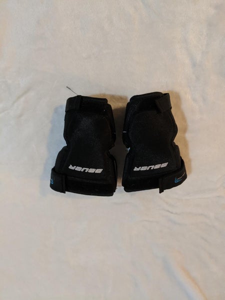 New Bauer Youth Knee Guards