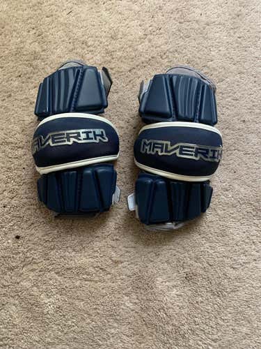 Used Large Maverik Max Arm Pads (2017)