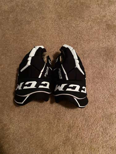 Black Senior CCM 13" Gloves