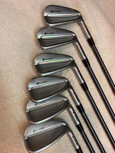 Used Right Handed iBlade Stiff Flex Graphite Shaft Iron Set