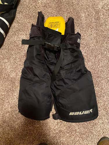Black Senior Small Bauer Supreme 190 Hockey Pants