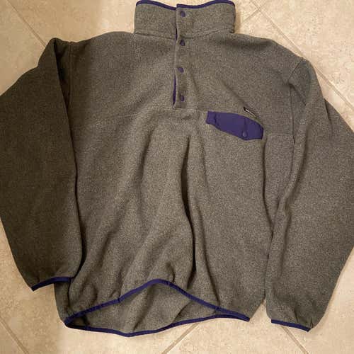 Gray Adult Large Patagonia Synchilla Pullover