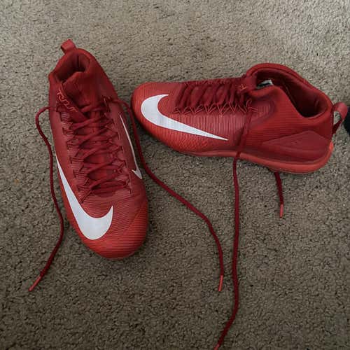 Red Nike Trout 3