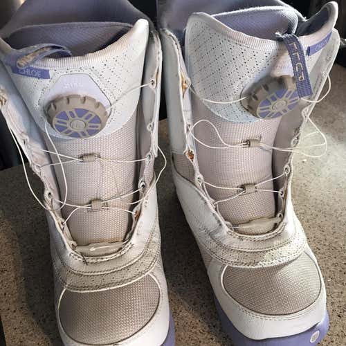 Women's Size 10 Burton Snowboard Boots