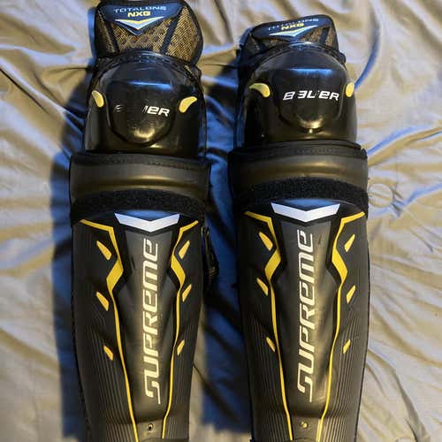 Senior Bauer Supreme TotalOne NXG Shin Pads