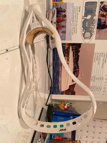 White Used Attack & Midfield Unstrung Torque Head