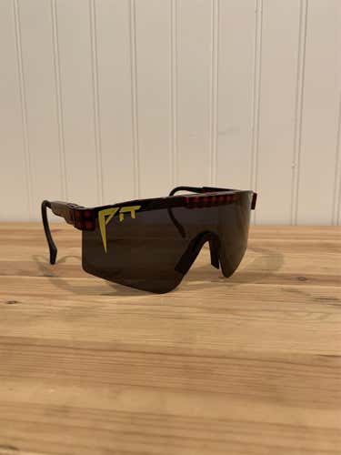 Red Unisex Large Other Pit vipers Sunglasses