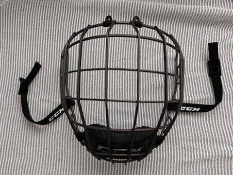 Used CCM FM680 Cage L