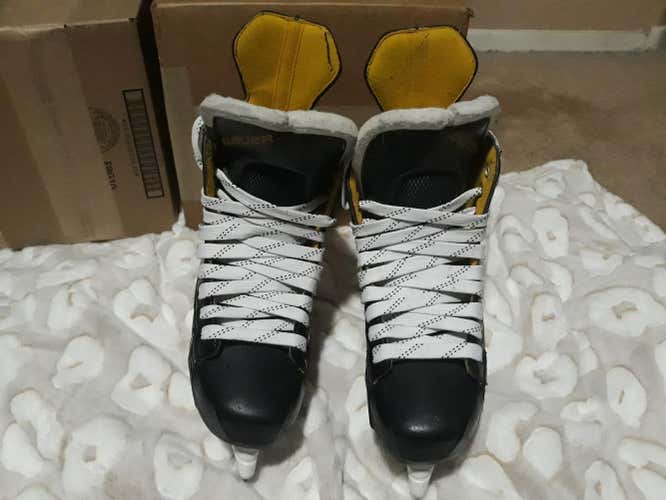 Used Senior Bauer Supreme S160 Skates Size 7D