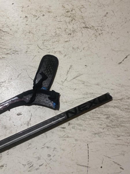 Senior Nexus 8000 Pro Stock Hockey Stick
