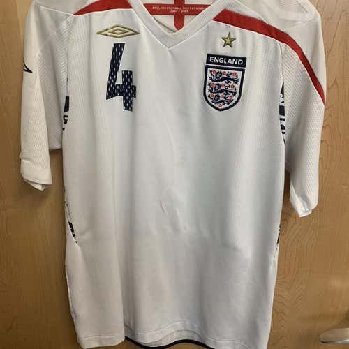 Umbro Steven Gerrard England jersey Youth Xl